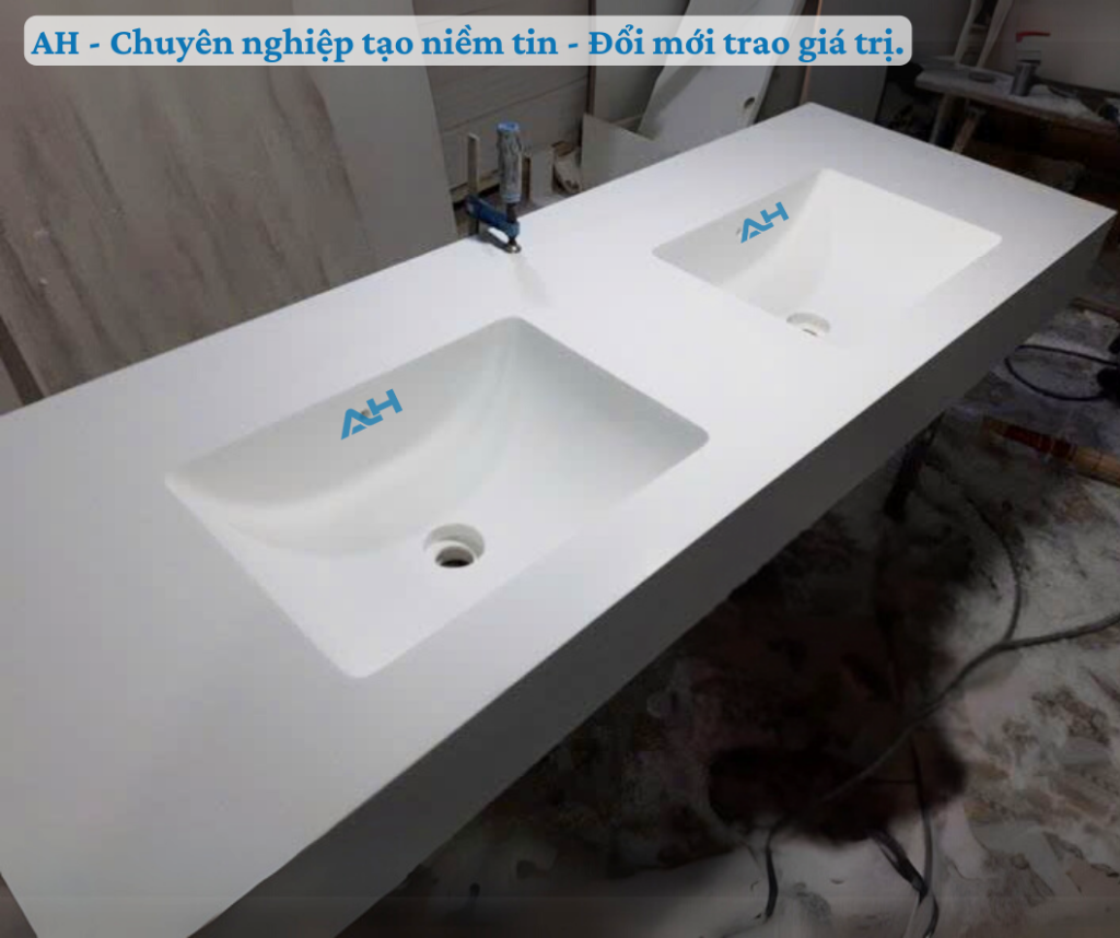 Địa chỉ thi công lavabo solid surface đúc nguyên khối tại Quãng Ngãi