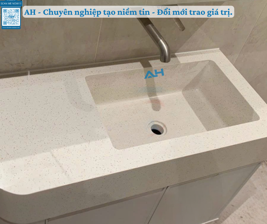 Cách Tối Ưu Phòng Tắm Nhỏ Nhưng Vẫn Sang Trọng Với Lavabo AH Đúc Nguyên Khối Từ Đá Solid Surface